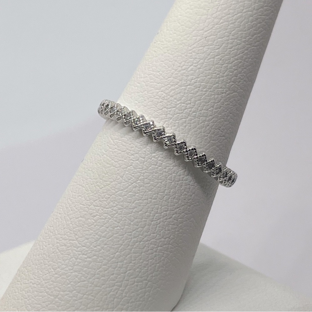 Gorgeous 925 Silver Ring .R29